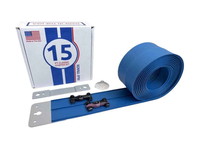 Classic 15-Foot Race Track Starter Set + Blu Track® Racers (2-Pack)